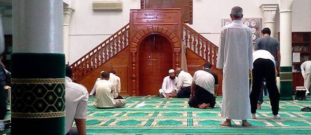 Tunisie – Le Bardo : Des individus entrent clandestinement dans une mosquée pour effectuer la prière du vendredi