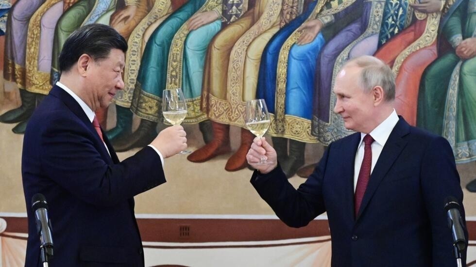 Russie : l’UE fera très mal, le 14e paquet de sanctions paralysera le juteux business avec la Chine