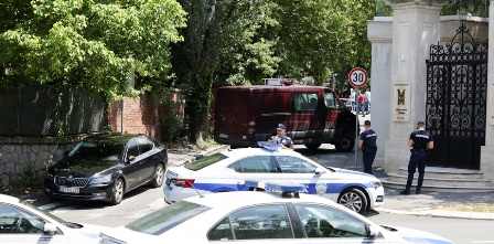 Serbie : Attentat à Belgrade : Un assaillant attaque un policier devant l’ambassade d’Israël